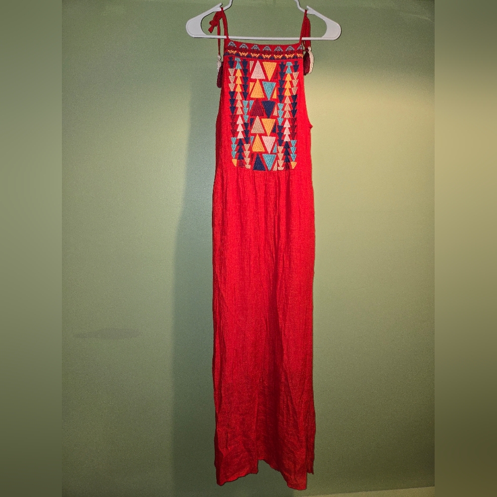 THML Boutique Red Maxi Dress Medium Women's Embroidered